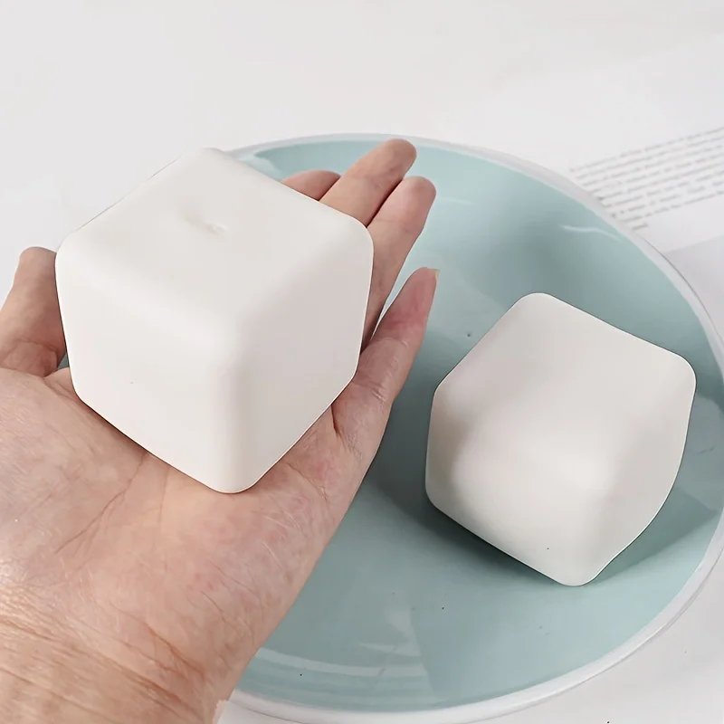 1Pc Plasticiteit Trage Rebound Tofu Zachte Pinch Grappig Squeeze Speelgoed voor Kinderen Creatieve Simulatie Tofu Decomprimeren Speelgoed Geschenken