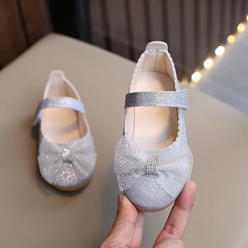 Spring Autumn Children Princess Shoes New Girls' Flat Shoes for Wedding Party Kids Leather Shoes Versatile Chic Sequins Bowknot
