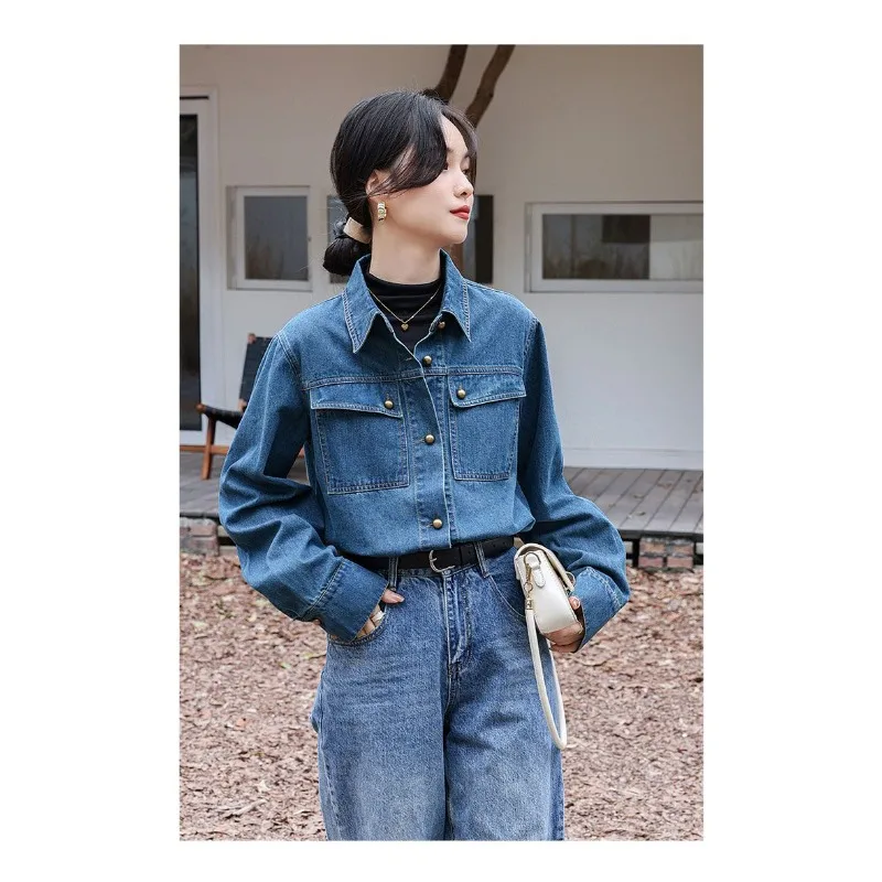 

Retro Long-sleeved Denim Shirt for Women Autumn 2025 New Casual Commuting Temperament Versatile Tops and Jackets