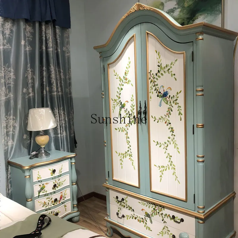 

American solid wood wardrobe two-door storage small apartment retro homestay arched painted opposite door storage