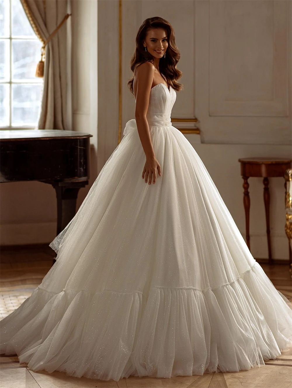 

Customized Elegant White Organza Wedding Dress Formal Sweetheart Sleeveless Bridal Gown Soft A-Line Court Train Vestido De Novia