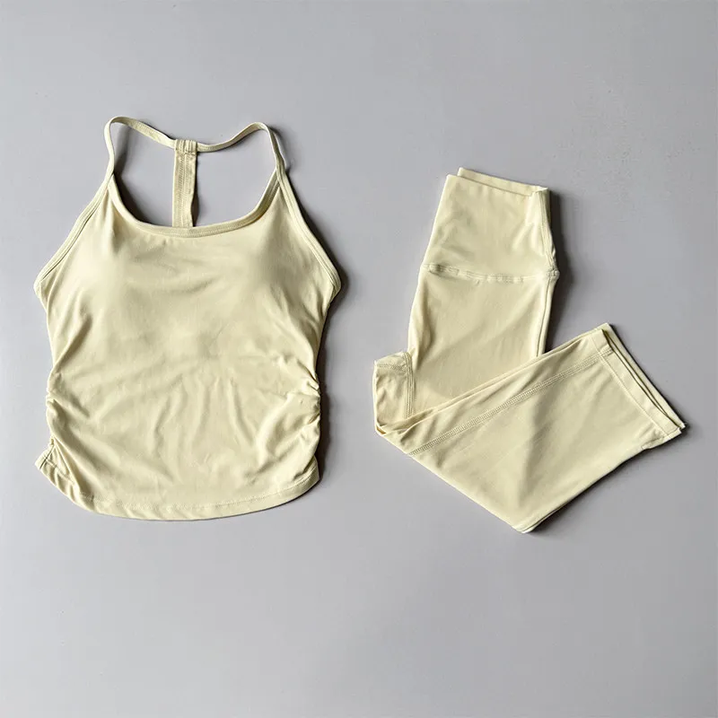 2-teiliges Nude High-Waisted Butt-Lifting Yoga-Set: Fitness-Cropped-Leggings, Sport-BH, stoßfestes Trainings-Oberteil und -Unterteil. – Detail 4