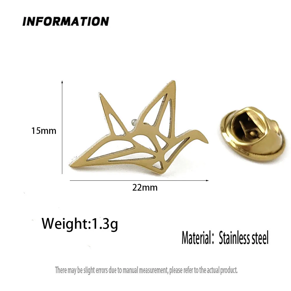 Metal costume brooch. Fashionable flat paper crane stainless steel brooch, universal badge pin, exquisite and compact gift