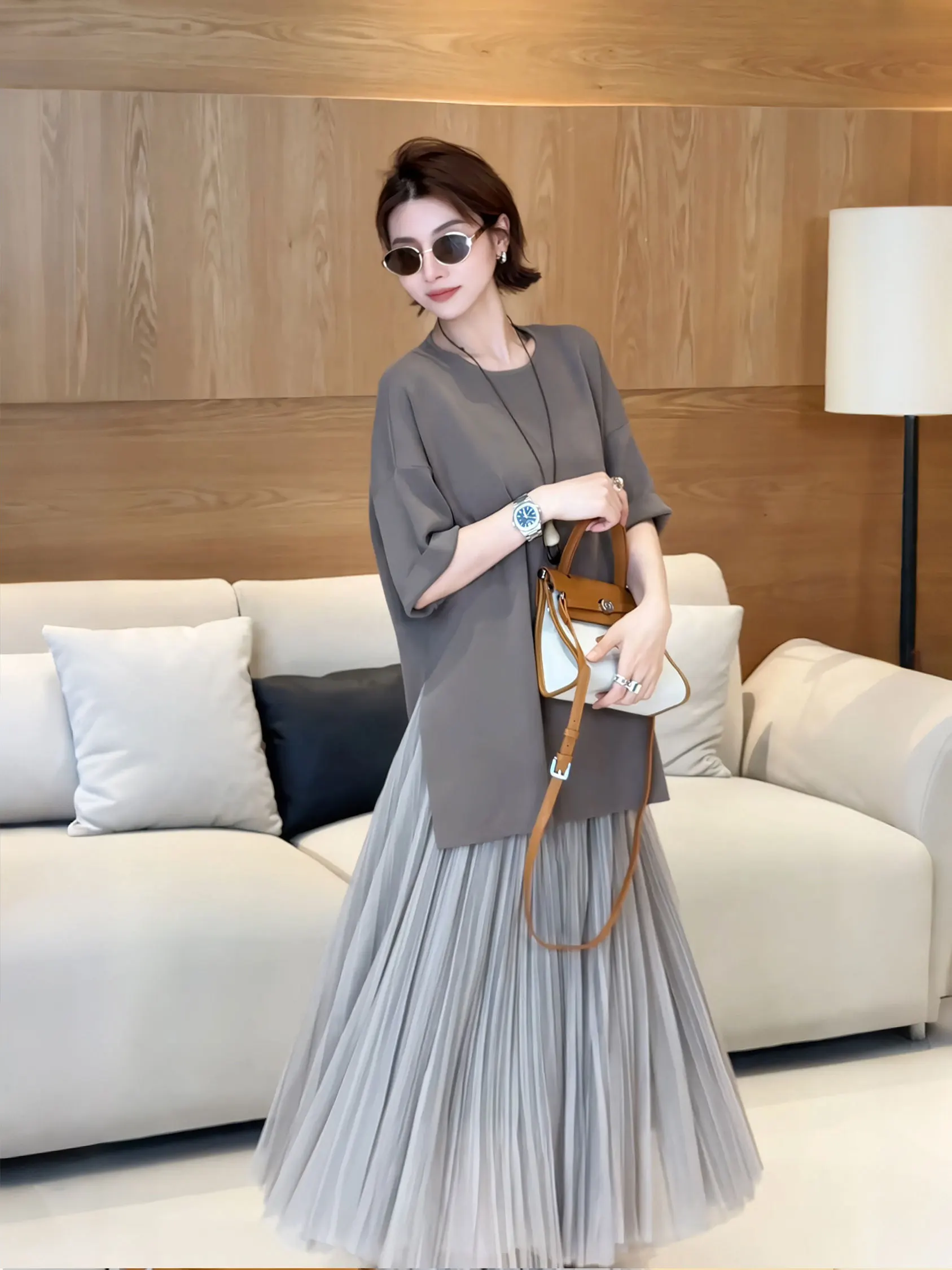 

Футболка в минималистичном стиле с высоким разрезом, универсальная, с принтом Moon Doesnt Eat Fish, весна-лето, новинка, повседневная, свободного кроя, с круглым вырезом, средней длины