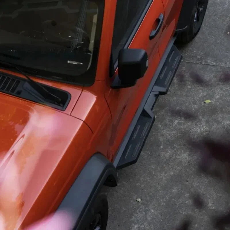 High Quality Left & Right Side Steps For Chrysler 300