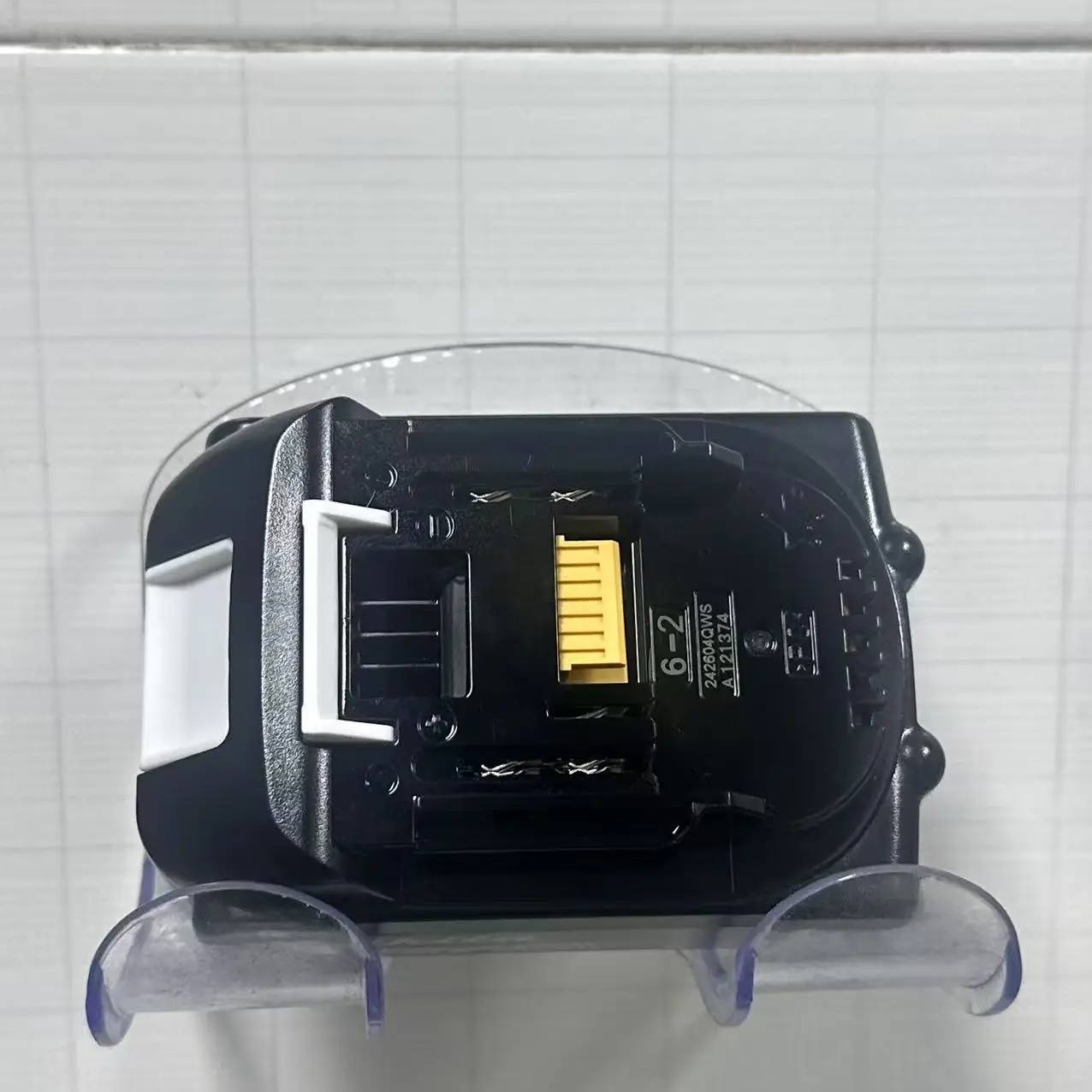 

For Makita 18V 6000mAh 3.0Ah 9Ah 5Ah Rechargeable Power Tools Battery with LED Li-ion Replacement LXT BL1860B BL1860 BL1850