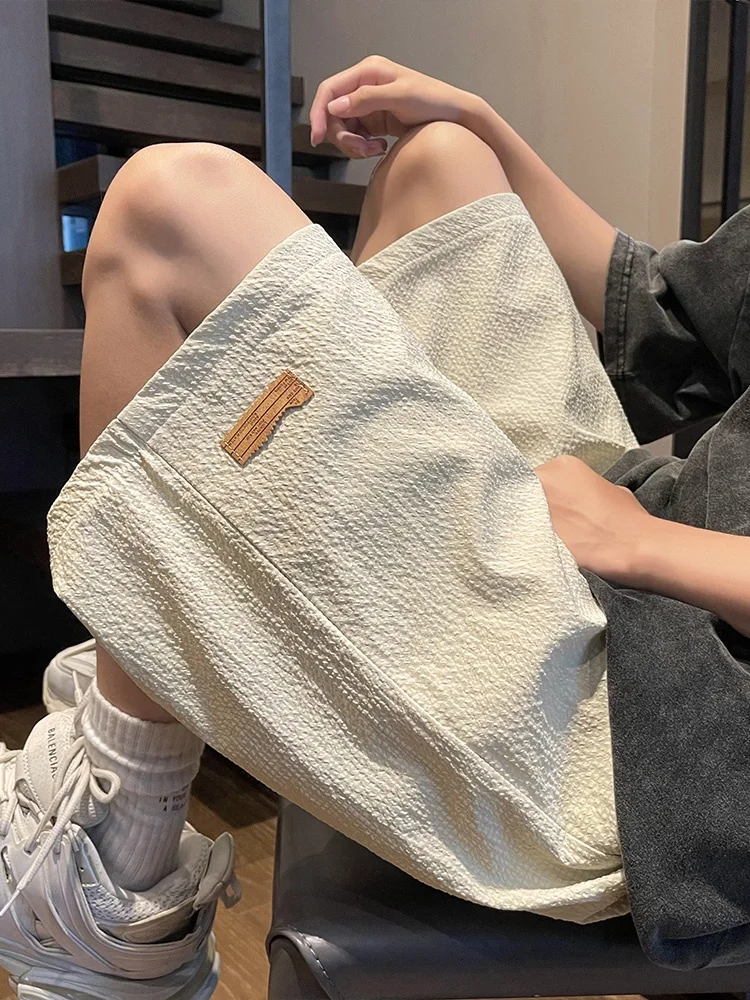 

Мужские летние шорты 2024 из ледяного шелка, свободного кроя, длиной 5 дюймов, для пляжа, повседневные, дышащие, быстросохнущие, модные, молодежные, для активного отдыха