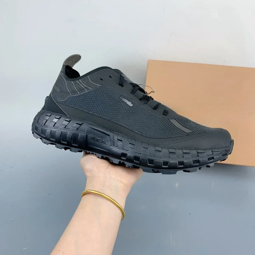 

Lightweight Outdoor Trail Shoes Men's Running Shoes, Women's Hiking Shoes, Casual Sports Running Shoes Unisex