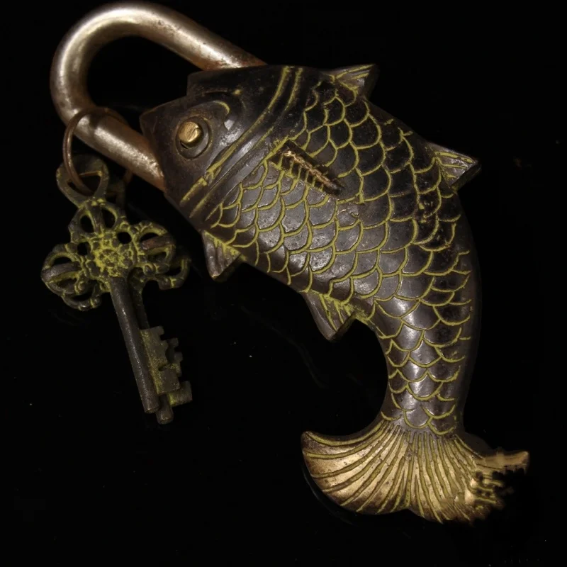 Chinese antique copper collect vintage lock fish shaped mechanical lock password lock fish shaped padlock exquisite handicraft