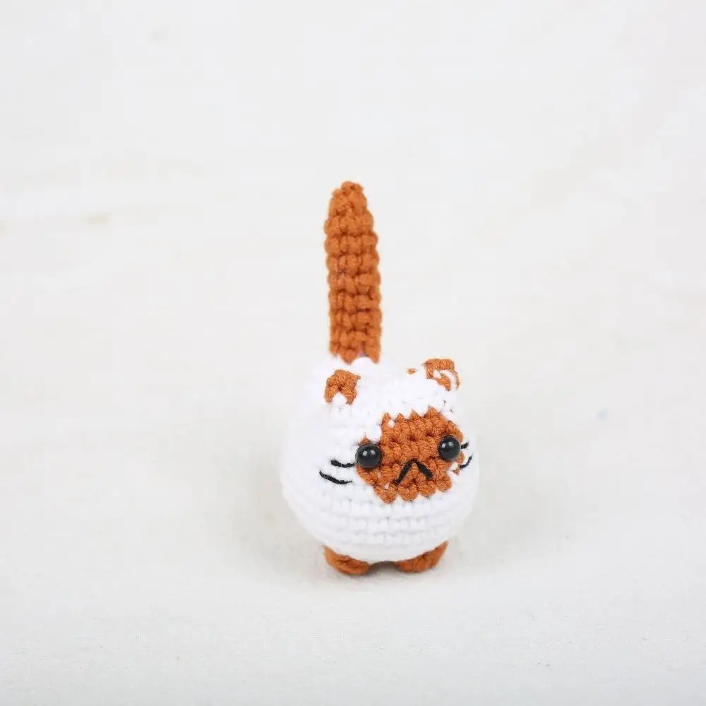 Creative Cartoon Crochet Kitten Keyrings Handmaking Mini Cat Crochet Keychain Multi-color Cat Key Chain Backpack Decor