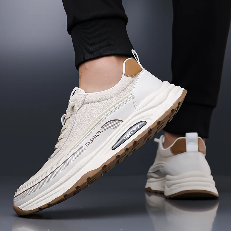 New model Highly popular Thick soled Waterproof Comfortable Anti slip Comfortable insole Casual Mens shoes Damping Stable grip