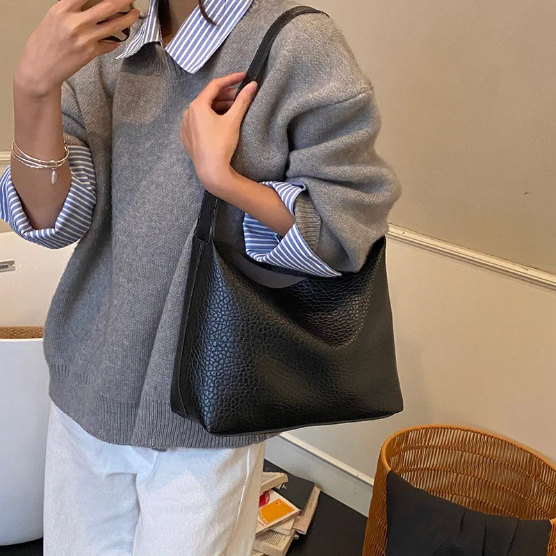 حقيبة كتف عصرية لعام 2025، محفظة كروس كاجوال للنساء، حقيبة عصرية من النهار إلى الليل، حقيبة حبال بسيطة، مقبض علوي مزخرف #3