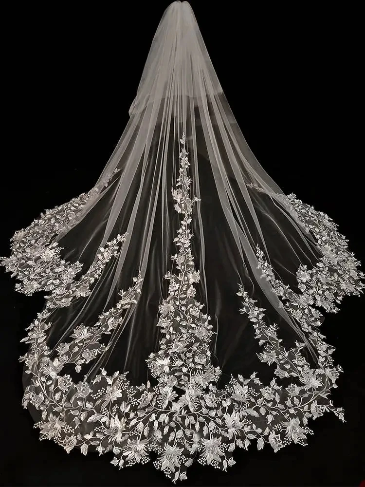 White Ivory 4M Long Cathedral Bridal Veils Appliques Stock Wedding Veil Wedding Accessoires De Mariage Boda Voile De Mariée image 4