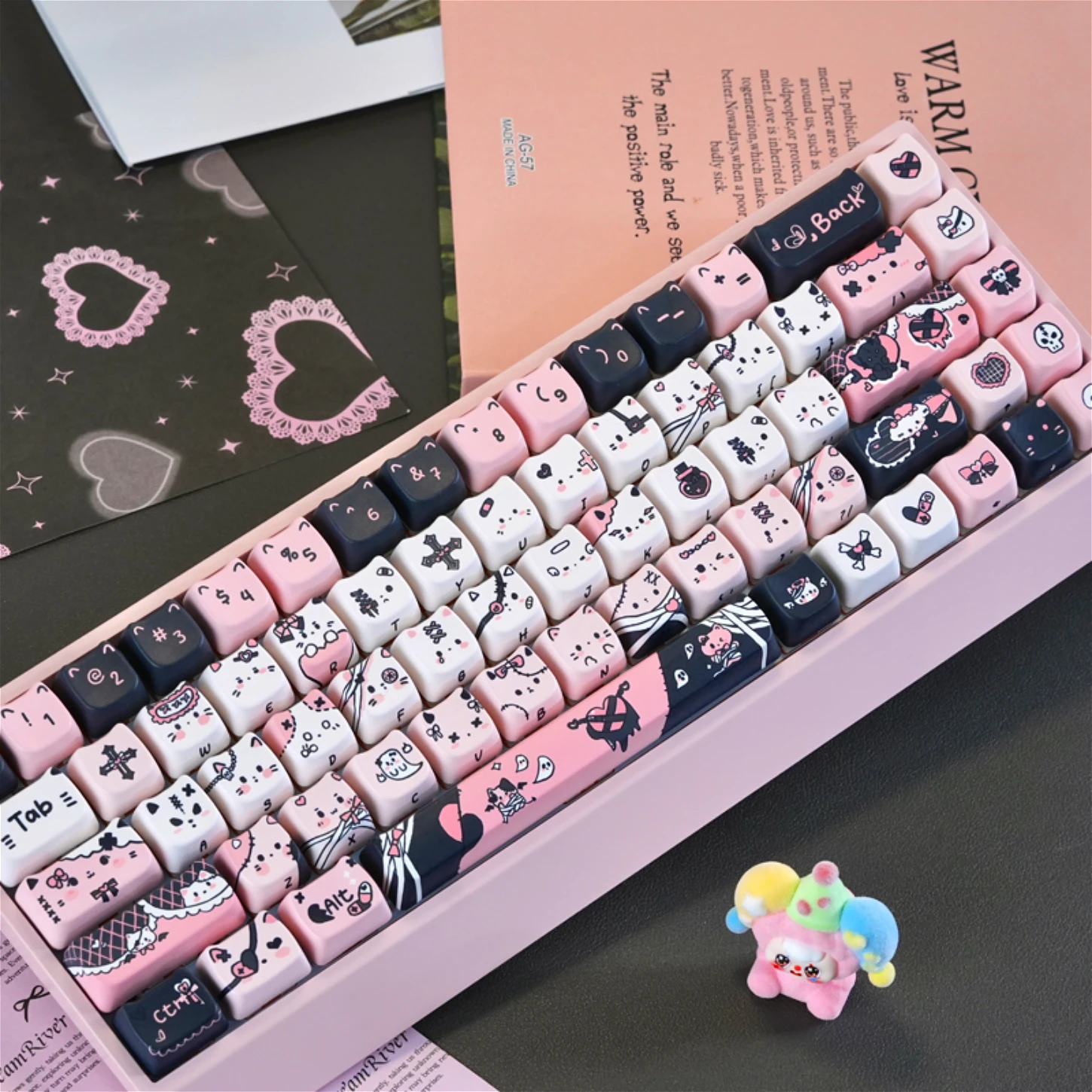 MAO Black Charm Cat Keychain Kit PBT 130 Key Cute Cat Head Keycap 60/64/84/98/108 Mechanical Keyboard MX Switch