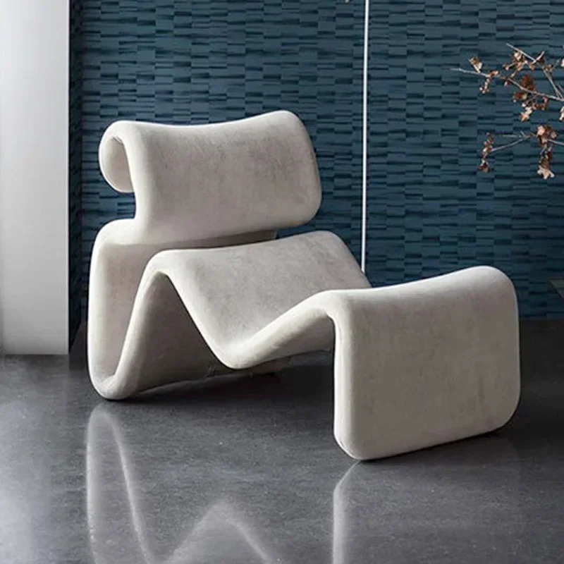 Nordic creative modern minimalist designer s-shaped chair home living room single leisure chair balcony