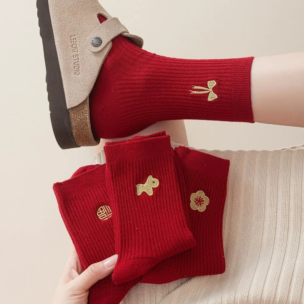 

New Cartoon Embroidery Cotton Socks Casual Red Mid Tube Socks Sweat Absorption Anti-slip Socking Autumn Winter