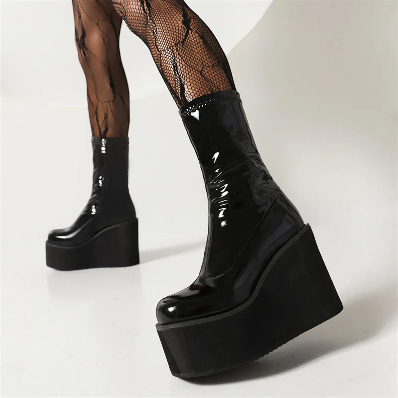

Женские ботильоны на танкетке, зимняя обувь на платформе, готические короткие ботинки до бедра, женские пикантные черные, белые фетиш-туфли, увеличивающие рост