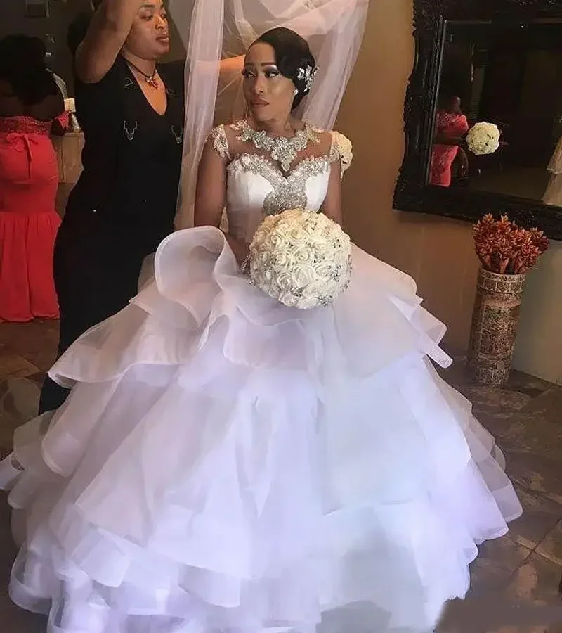 Personalizado plus size árabe vestido de baile vestidos de casamento modesto mangas boné formal vestidos de noiva frisado em camadas babados vestidos