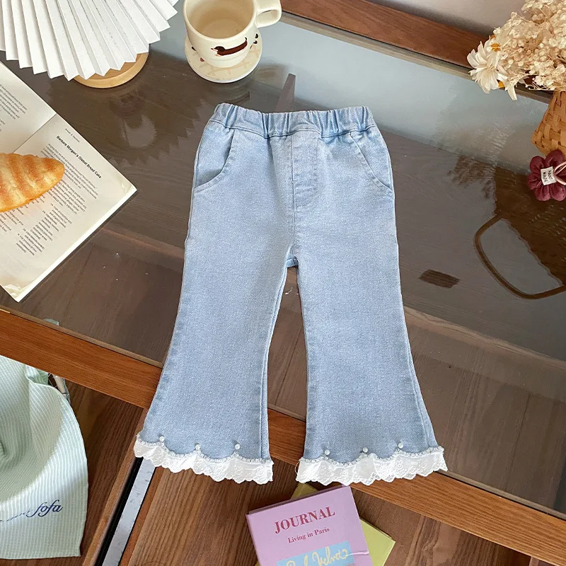 

Джинсы-клеш для девочек 2026 года, весенние, с кружевом, для новорожденных и малышей, с эластичным поясом