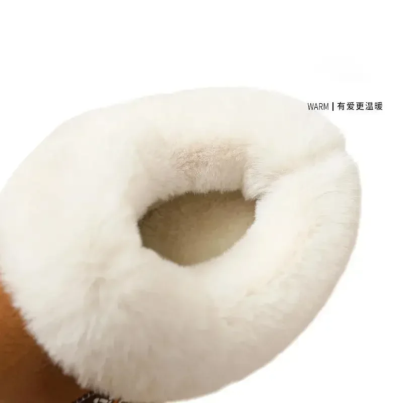Damen-Hausschuhe aus Kunstwildleder, dick, warm, lang, mit Plüschfell, Winter-Plateau-Schneestiefel für drinnen und draußen, bestickte Herren-Mules-Schuhe – Detail 6