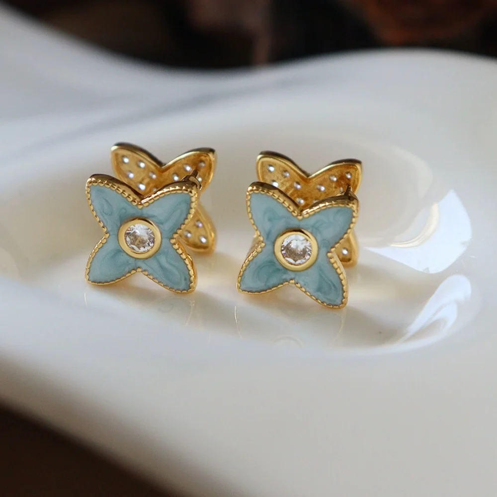 

Two-Sided Enamel Four-Leaf Clover Earrings for Women Micro-Pave Zirconia Stud Earrings Luxury Elegant Clip-on Jewelry