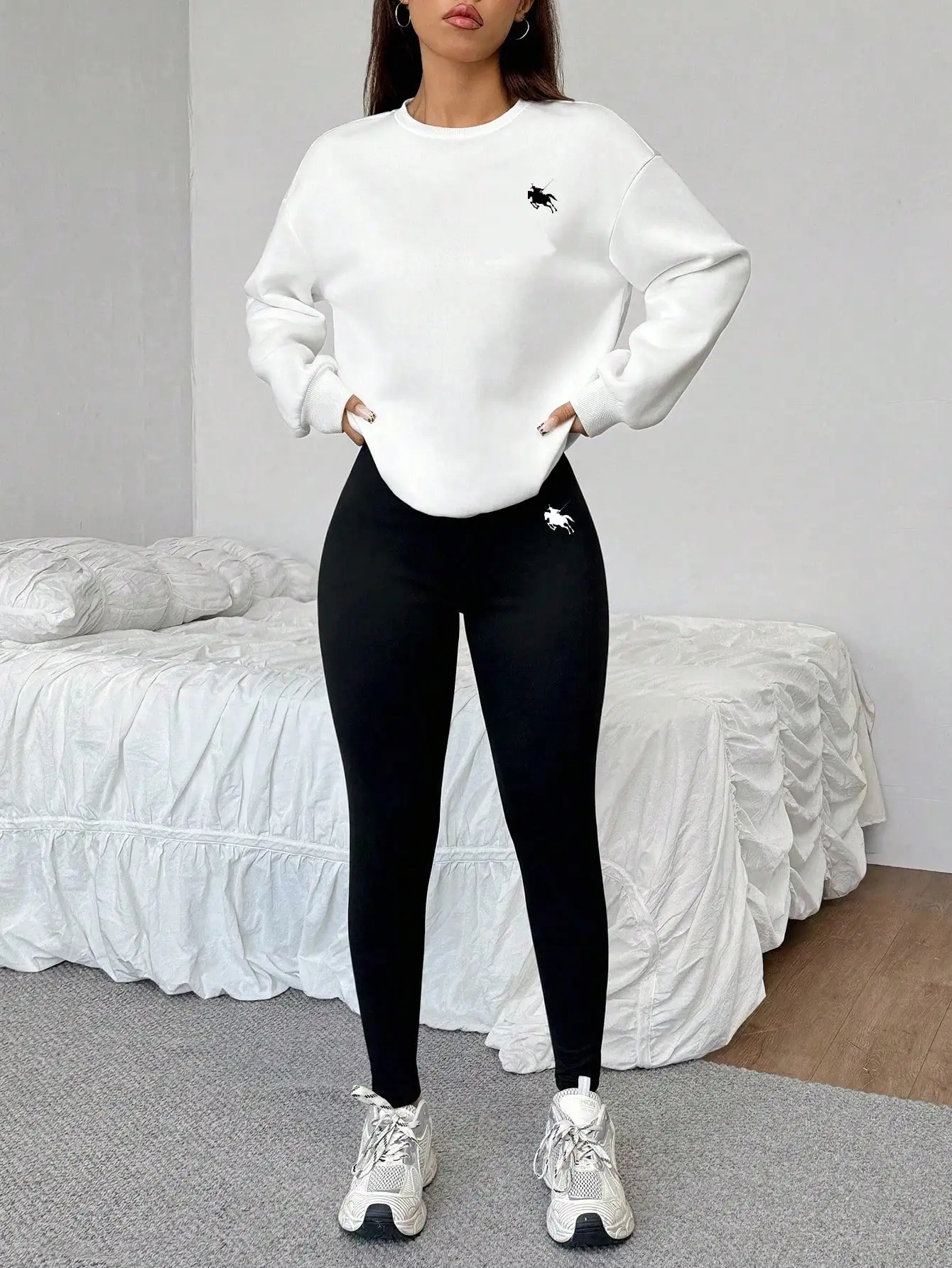 

Комплект из 2 предметов: повседневный свободный свитшот с круглым вырезом и облегающие леггинсы, осенний