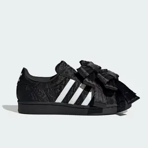 adidas gazelle silver green womens ADIDAS ORIGINALS Gazelle Indoor Fur Tan beige women's sneakers  Pavidas