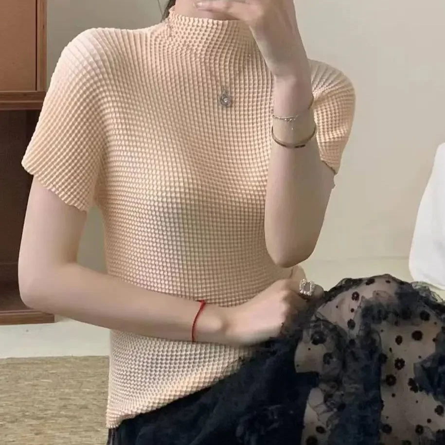 2023 Summer New Tofu Pleated Pleated Top Women's T-shirt with Four Sides Elastic Casual Pleated Clothes