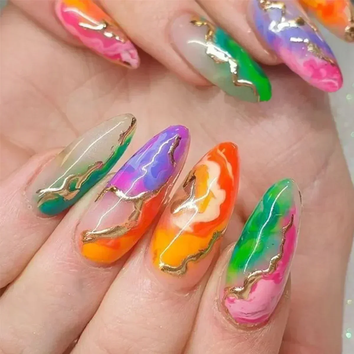 24 pçs longo stiletto imprensa em unhas caixa acrílico unhas falsas com desenhos de amêndoa folha de ouro preto francês cobertura completa dicas de