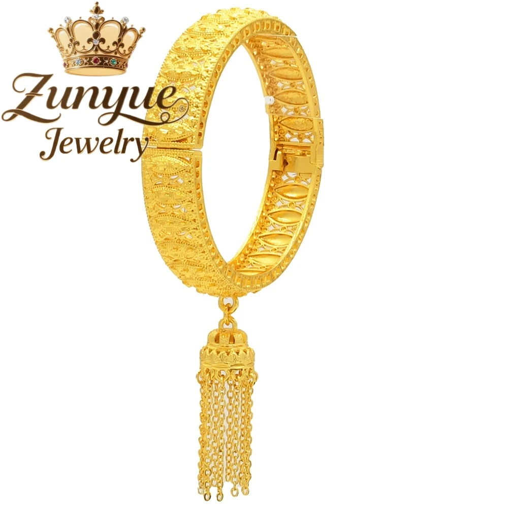 

Sand Gold Bracelet With Hollowed - Out Patterns Tassels Luxury Quality Jewelry Fashion Jewelry Exquisite Elegant Charms Popular