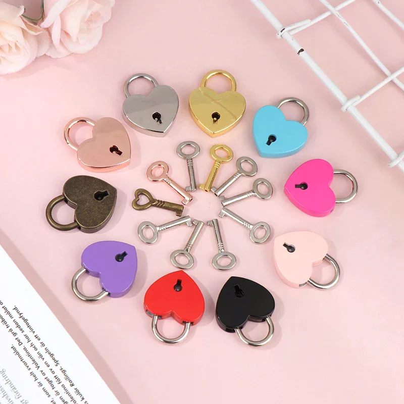Jewelry Christmas Gifts 1set Heart Shape Padlocks Luggage Hardware Locks with Key Lock for Travel Wedding Box Diary Book