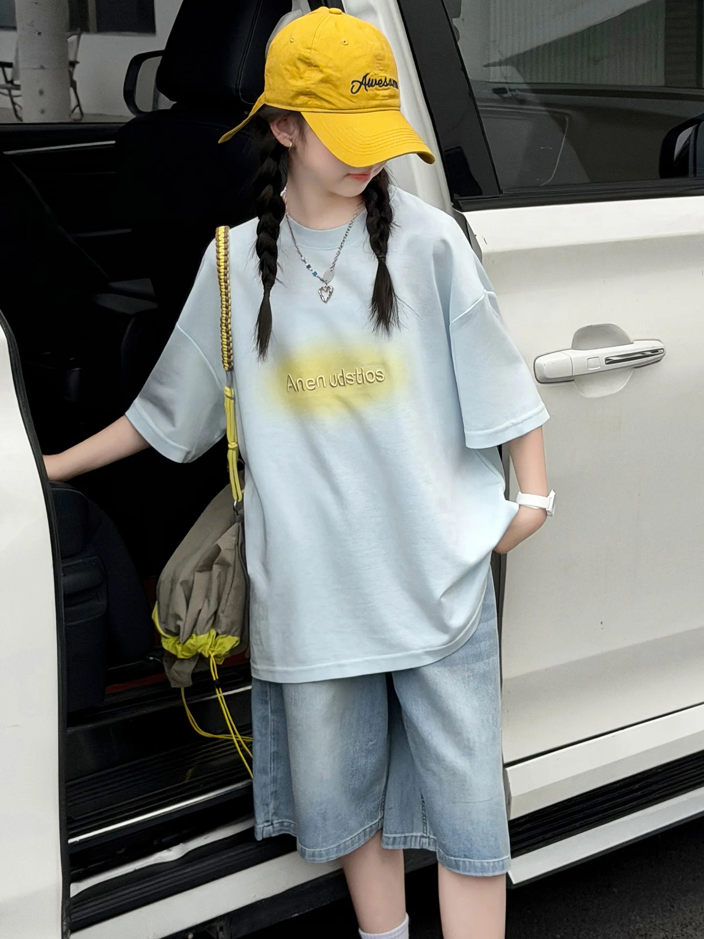 girls-summer-outfit-embroidered-pure-cotton-short-sleeve-t-shirt-and-five-point-jeans-2-piece-set-breathable-cool-feeling-thi