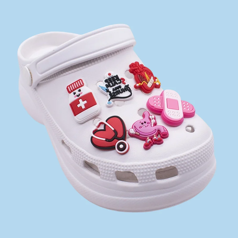 35 יחידות סט תכשיטי נעליים לסדרת רפואה עבור קלוגס, בוג'ג, שקיות בועות, סנדלים, קישוטי נעליים PVC, אביזרים לתיק חוף