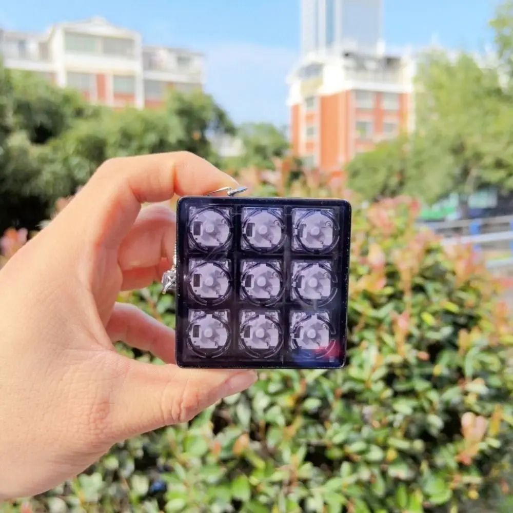 Funny 9-button Keyboard Keychain Shaft Tester Square Keyboard Caps Toy Sensory Calming Mechanical Keyboard Keyring Kids Teens