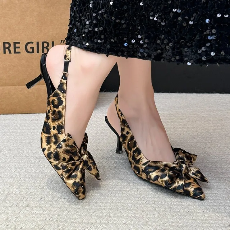 Women's Slingbacks Pointed Toe Kitten Heel Smooth Finish Bow Detail Slingback Strap Party Dress Shoes Chic Evening Wear Choice