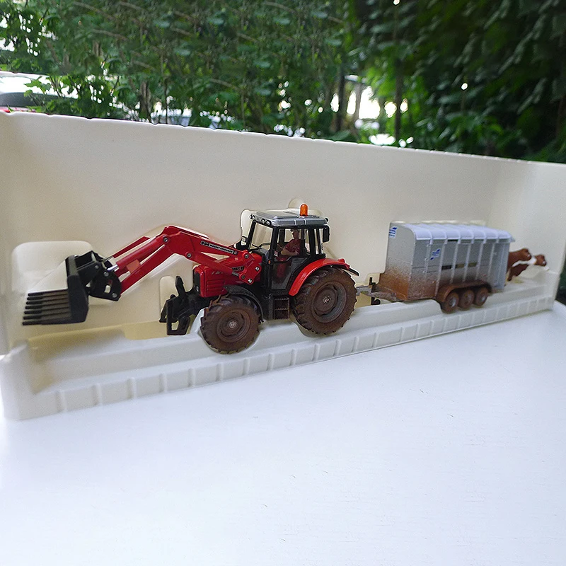 

SIKU Diecast Alloy 1:32 Scale Massey Ferguson Tractor Trailer Cars Model Adult Classics Collection Toys Souvenir Gifts Display