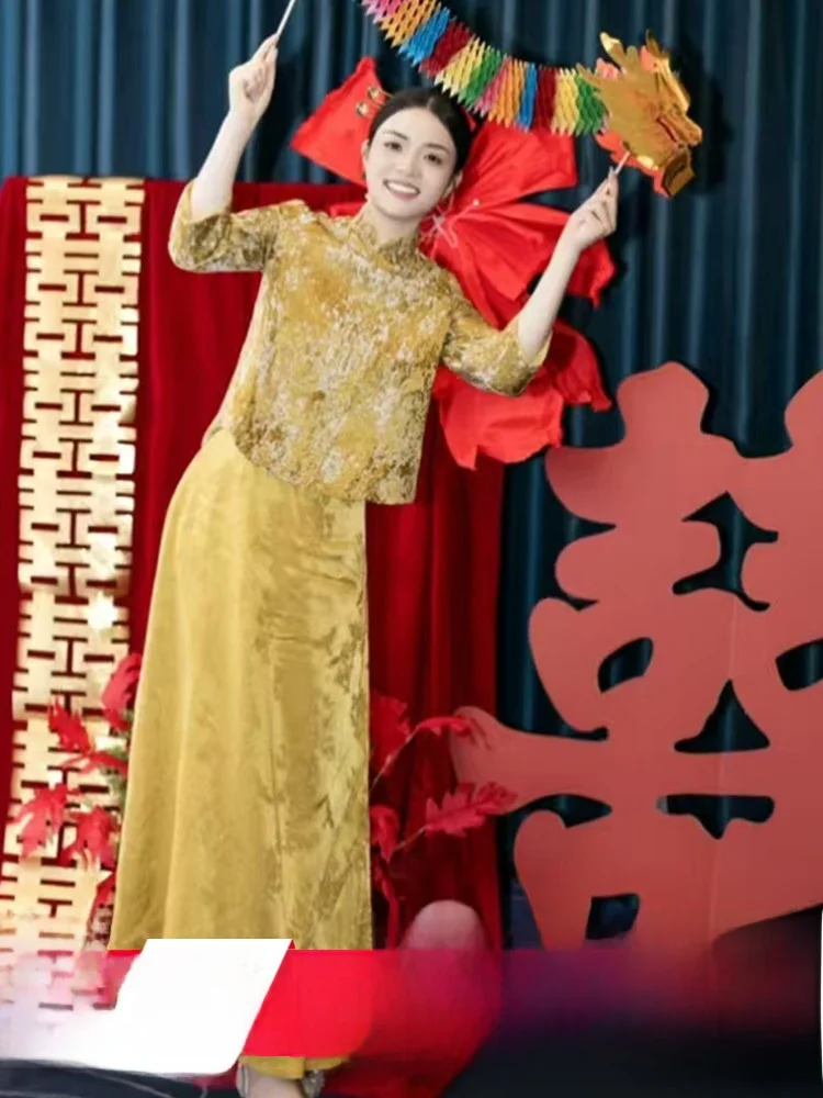 

Ретро-китайский свадебный комплект для женщин: длинное платье с воротником-стойкой, желтое вечернее платье с тяжелой вышивкой для свадебной церемонии