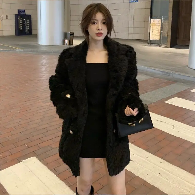 Loose Look Slimmer All-match Thermal Coat Autumn and Winter Socialite Thickening Type Plush Coat Fashion Large Size Women Dress