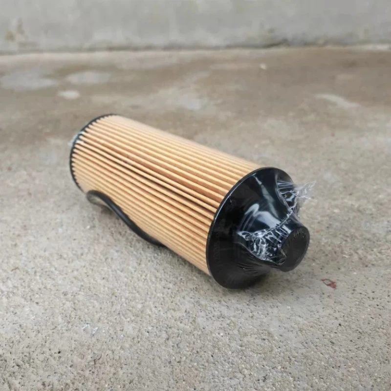 Suitable for J6F oil filter 1012035-90D filter CA4DD1 oil filter