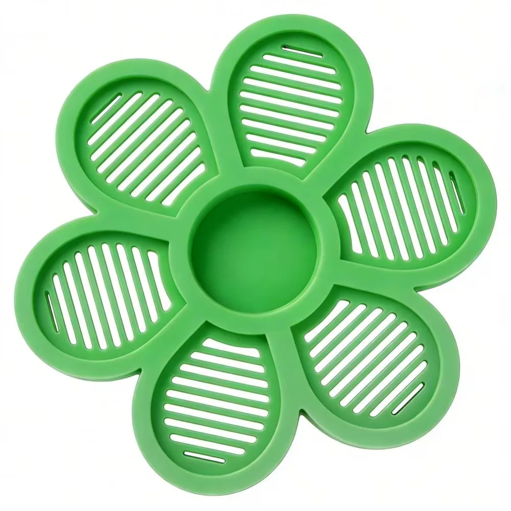 Flower Shaped Floating Bee Island Non-Slip 5-Petal Shape Bee Watering Station Bird Attracting Anti-Drop Design
