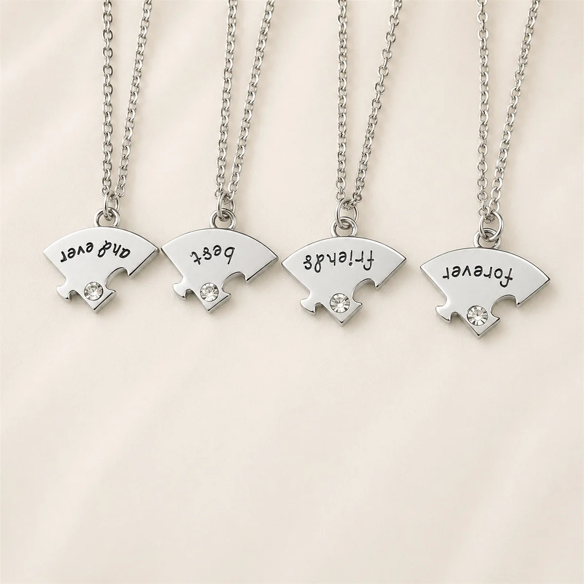 4pcs Best Friends Splicing Necklace Forever Letter Pendant Cute Simple Four Piece Set Accessories Party Birthday Trendy Gift