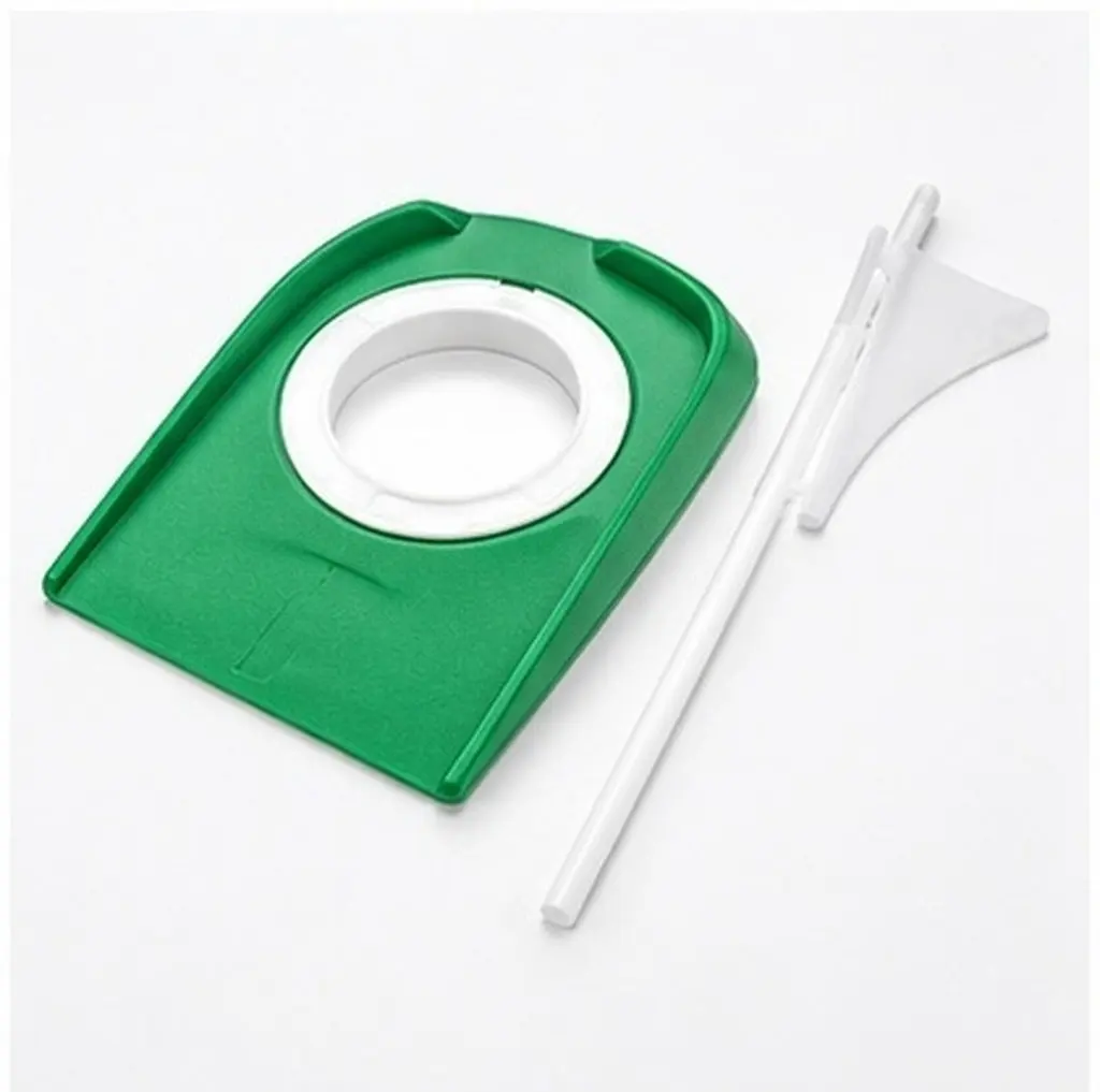 2Pcs Golf Putting Hole Cup Indoor Golf Training Tool Versatile Placement Detachable Design with Flag for Indoor Putting Practice