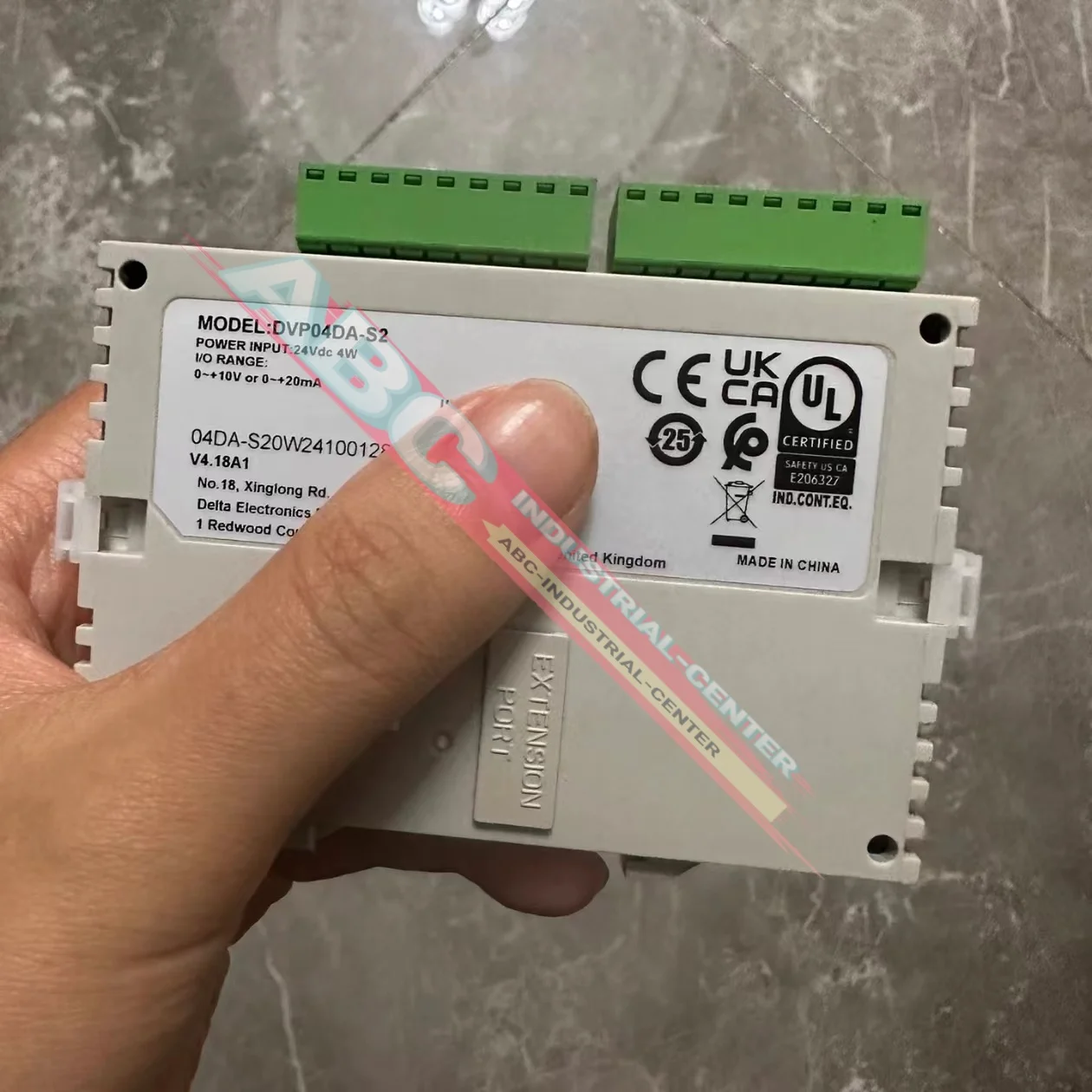 PLC Module  new  DVP04DA-S2 DVP04DA-SL in box