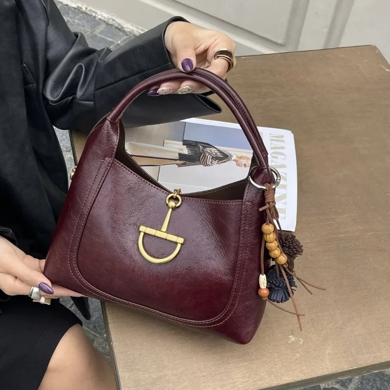 Trendy Designer Paris Fashion Messenger Bag Practical For Leisure Women With Large Capacity Chic