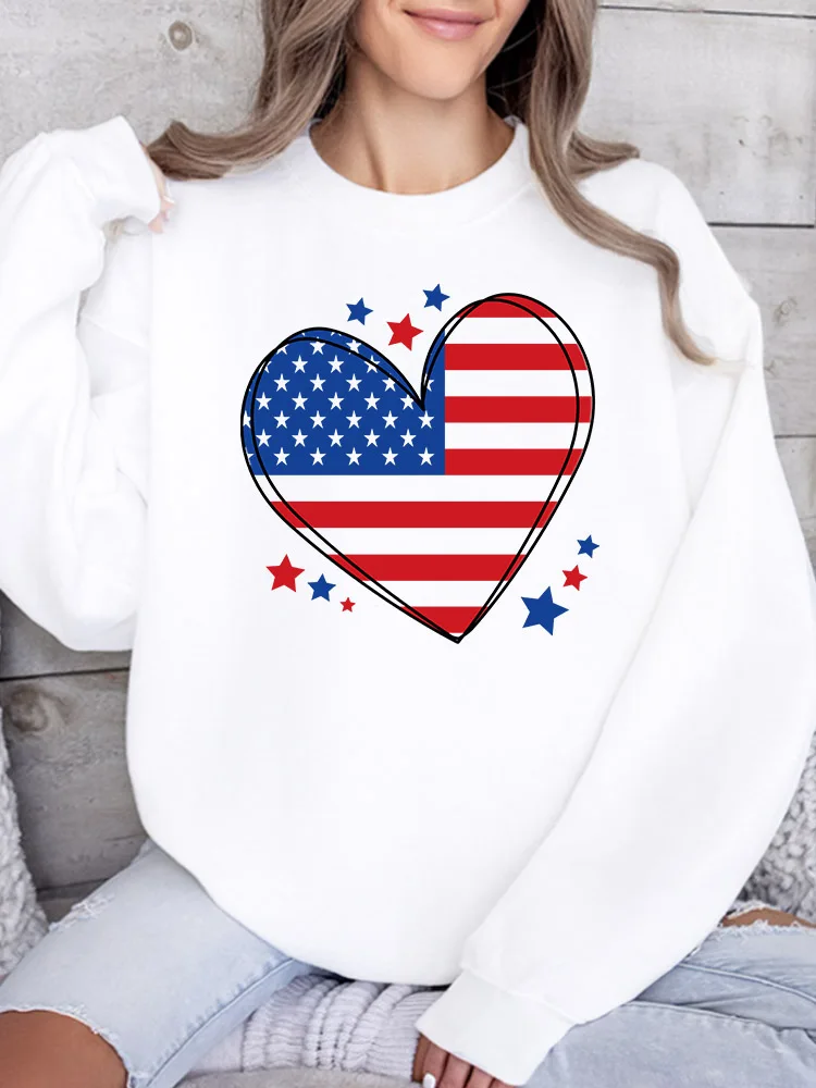 

Женская толстовка с принтом в виде сердца и американского флага, повседневный пуловер с длинными рукавами, свободный крой, уличная одежда для осени и зимы