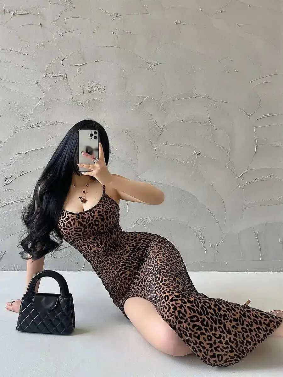 섹시한 레오파드 프린트 슬림 롱 드레스 여성 민소매 랩 힙 하이 슬릿 스트랩 여름 비치 드레스 우아한 U7KB