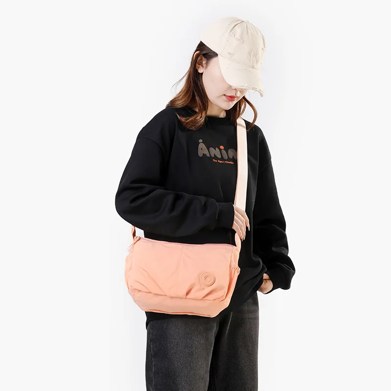 

​​Structured Horizontal Work Tote Solid Color Briefcase Style Professional Commuter Bag Laptop Compartment Ergonomic Design​​
