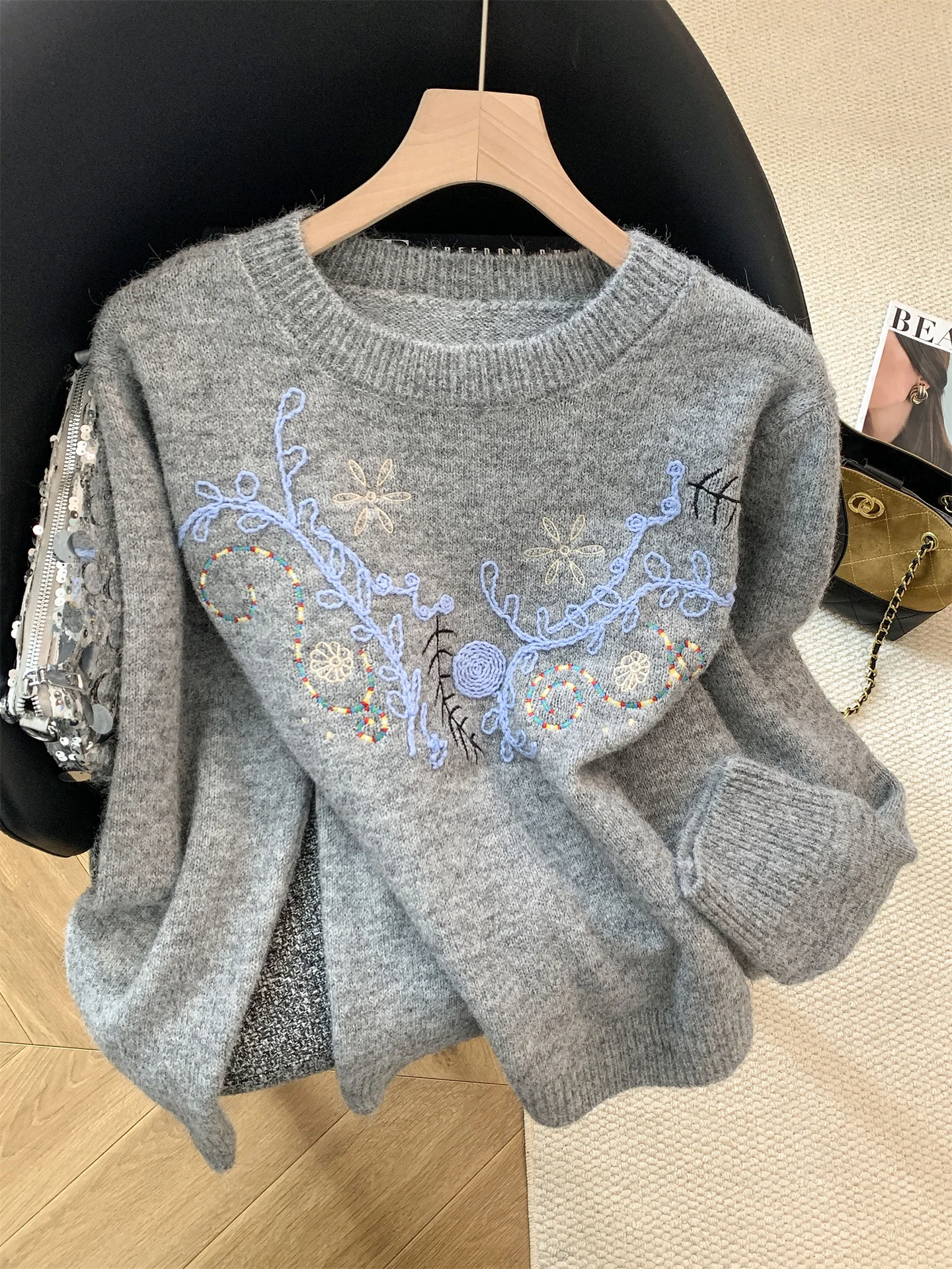 

Ele корейский женский вязаный свитер с вышивкой и тяжелыми цветами, осень-зима, многослойный, модный, теплый, длинный...