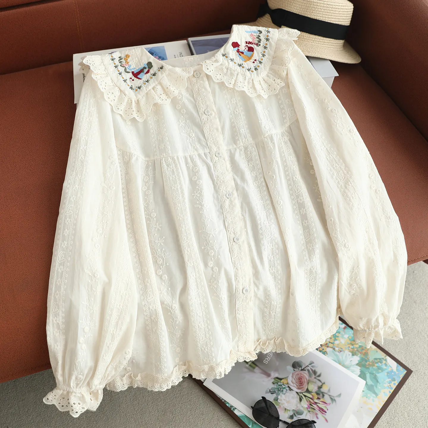 

Japanese Sweet Mori Girl Cartoon Embroidery Cotton Shirts Women Spring Peter Pan Collar Long Sleeve Casual Loose Blouse Tops