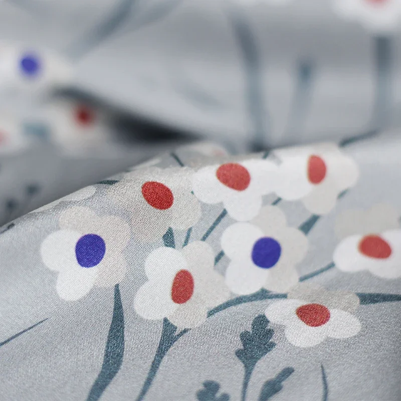 Mulberry Silk Stretch Crepe De Chine Fabric Light Grey Floret Print Soft Women's Clothing Cloth for Dress Sewing by the Yard